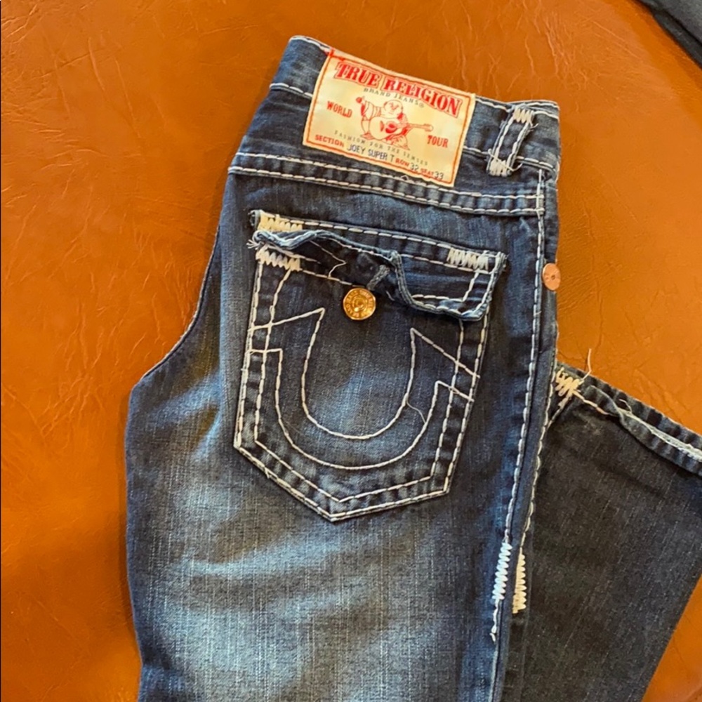 True Religion Men Jean size 32 X 33